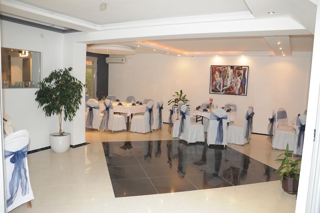 Lira Inn Ni Exterior foto