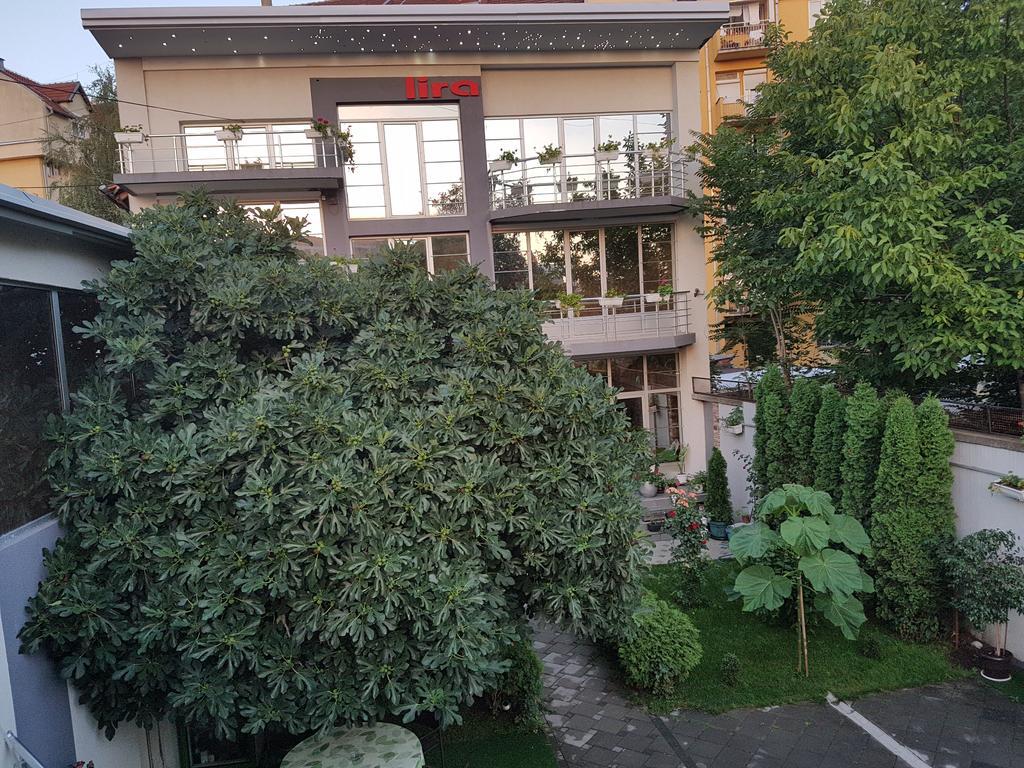 Lira Inn Ni Exterior foto