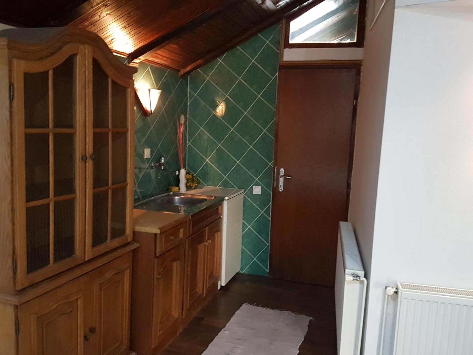 Lira Inn Ni Exterior foto